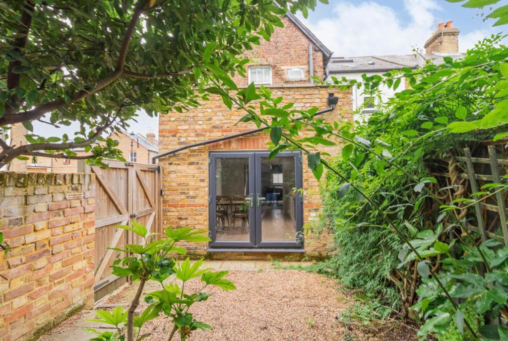 Delightful 2 Bedroom Home in Central Windsor Buitenkant foto
